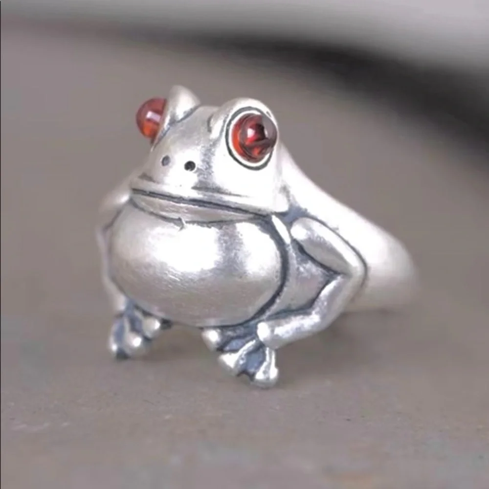 Our last one -Fat Frog Ring 925 stamped red eyes cute webbed feet